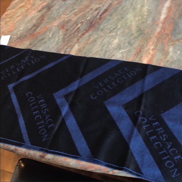 Versace collection Men wool blend  scarf - Picture 3 of 8